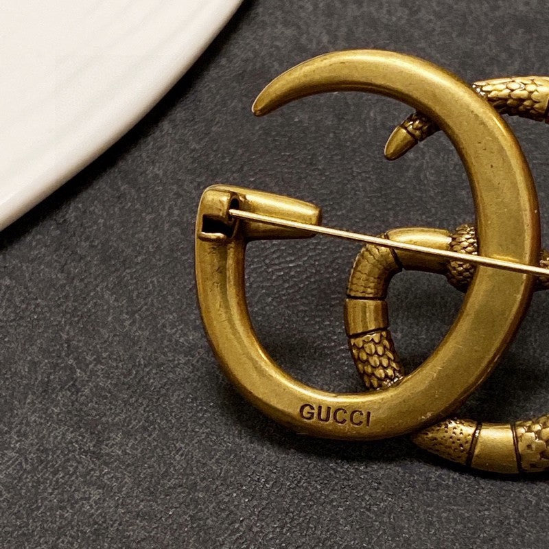 Gucci Double Snake 18K Gold Brooch