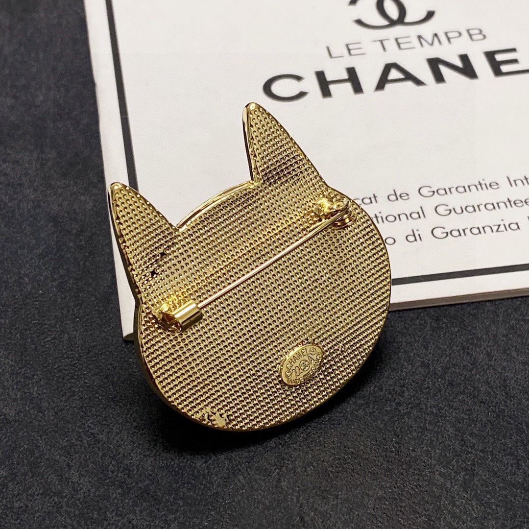 Chanel Cat 18K Gold Brooch