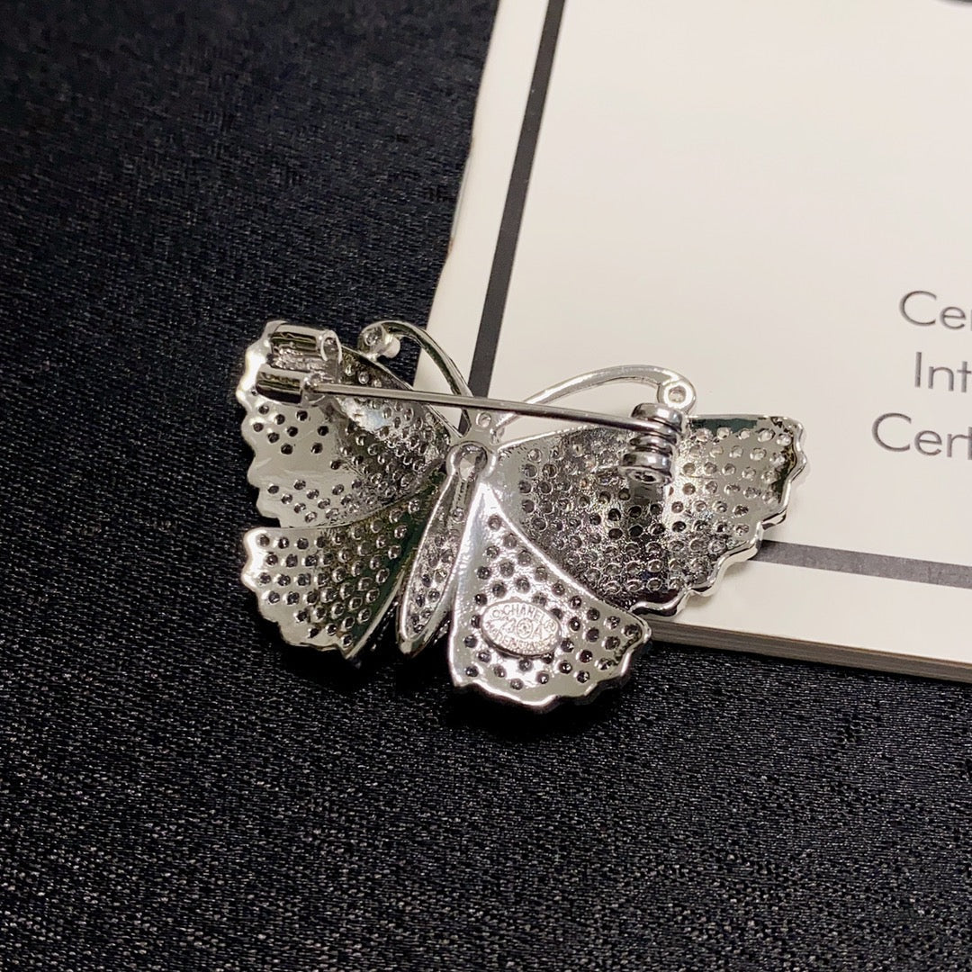 Chanel Butterfly Diamonds 18K Gold Brooch
