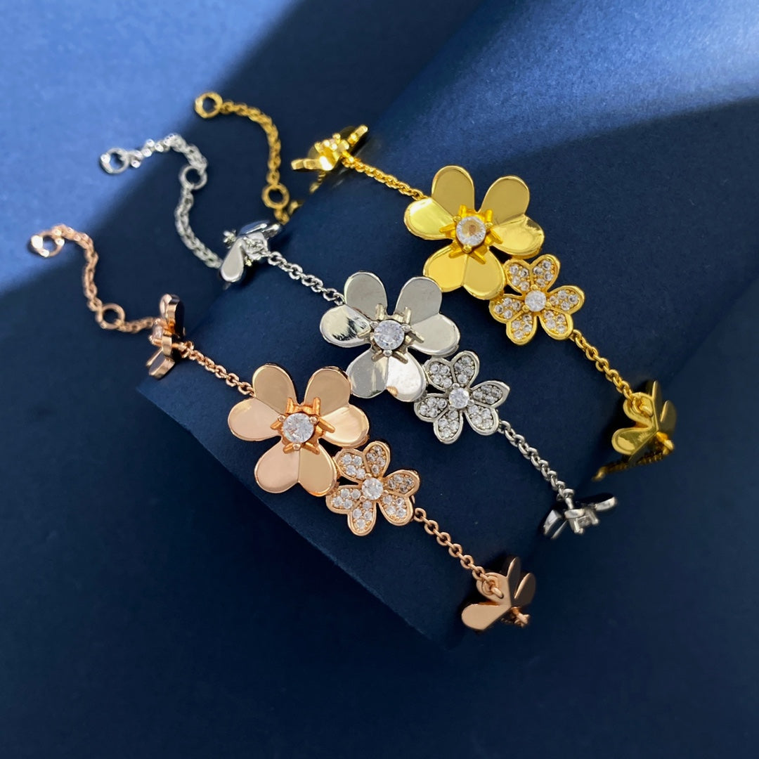 Frivole 18K Gold Bracelet
