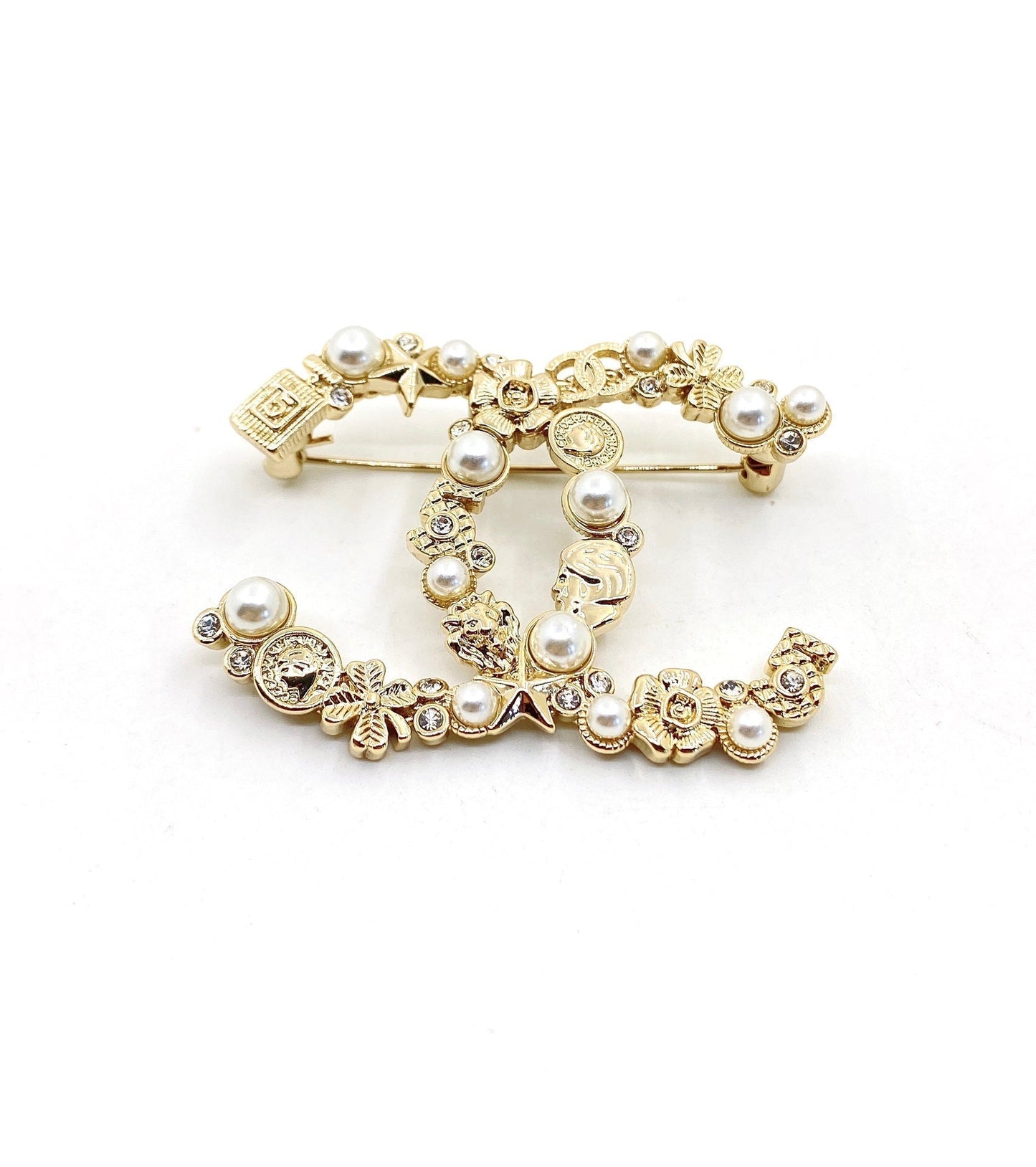Chanel Pearls 18K Gold Brooch