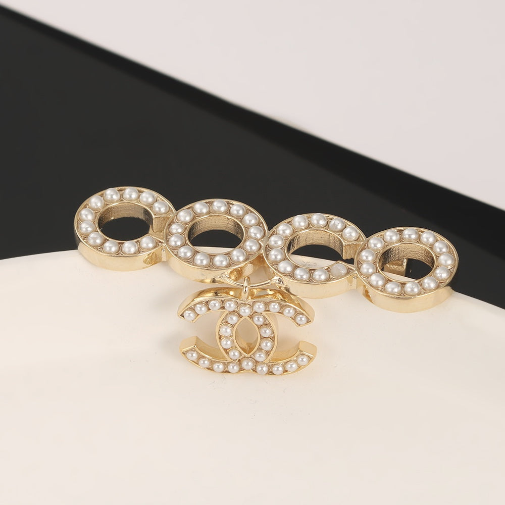 Chanel Coco Crush Pearls 18K Gold Brooch