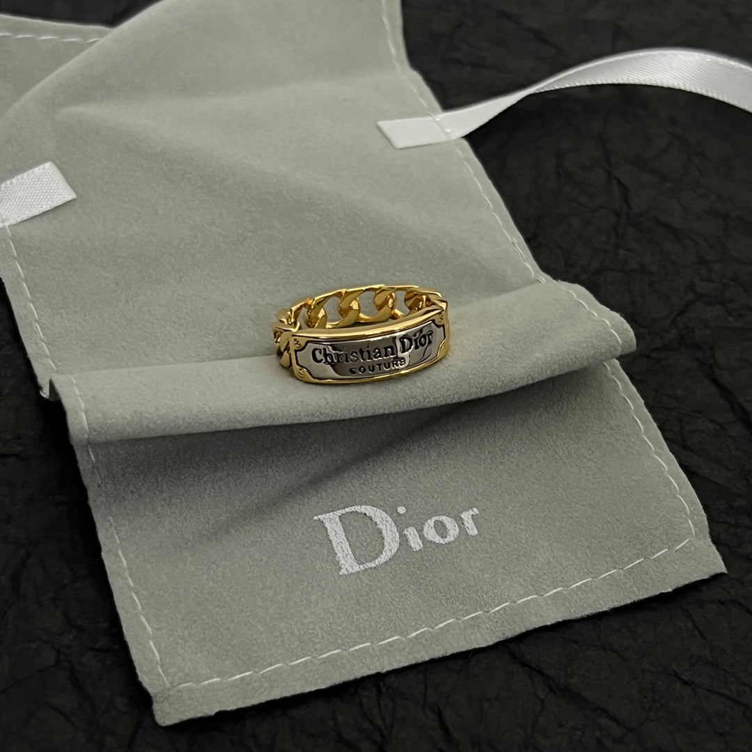 Dior Couture Chain Link 18K Gold Ring