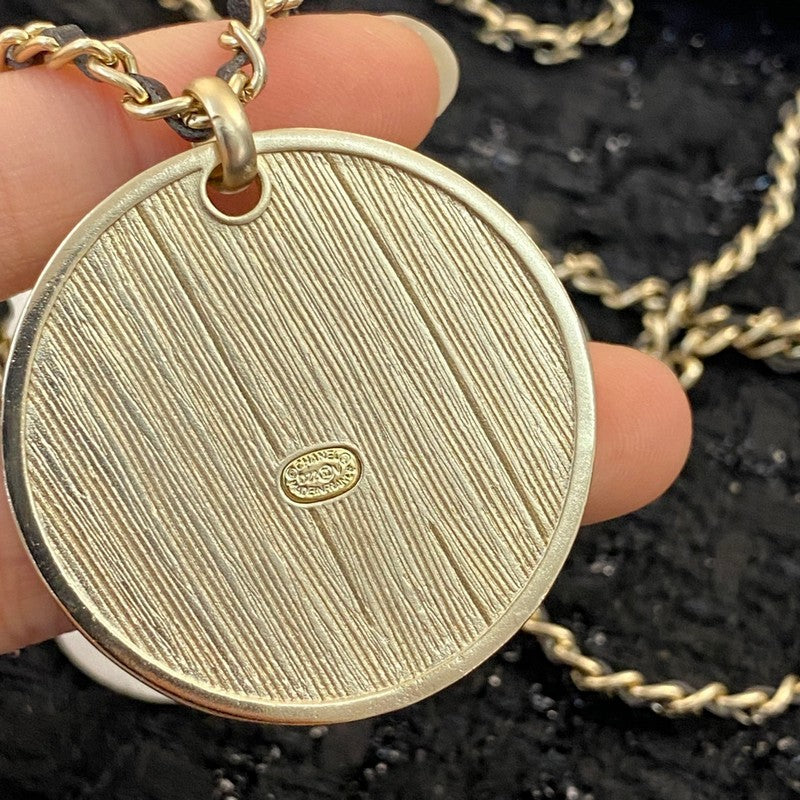Chanel 22S Vintage 18K Gold Necklace