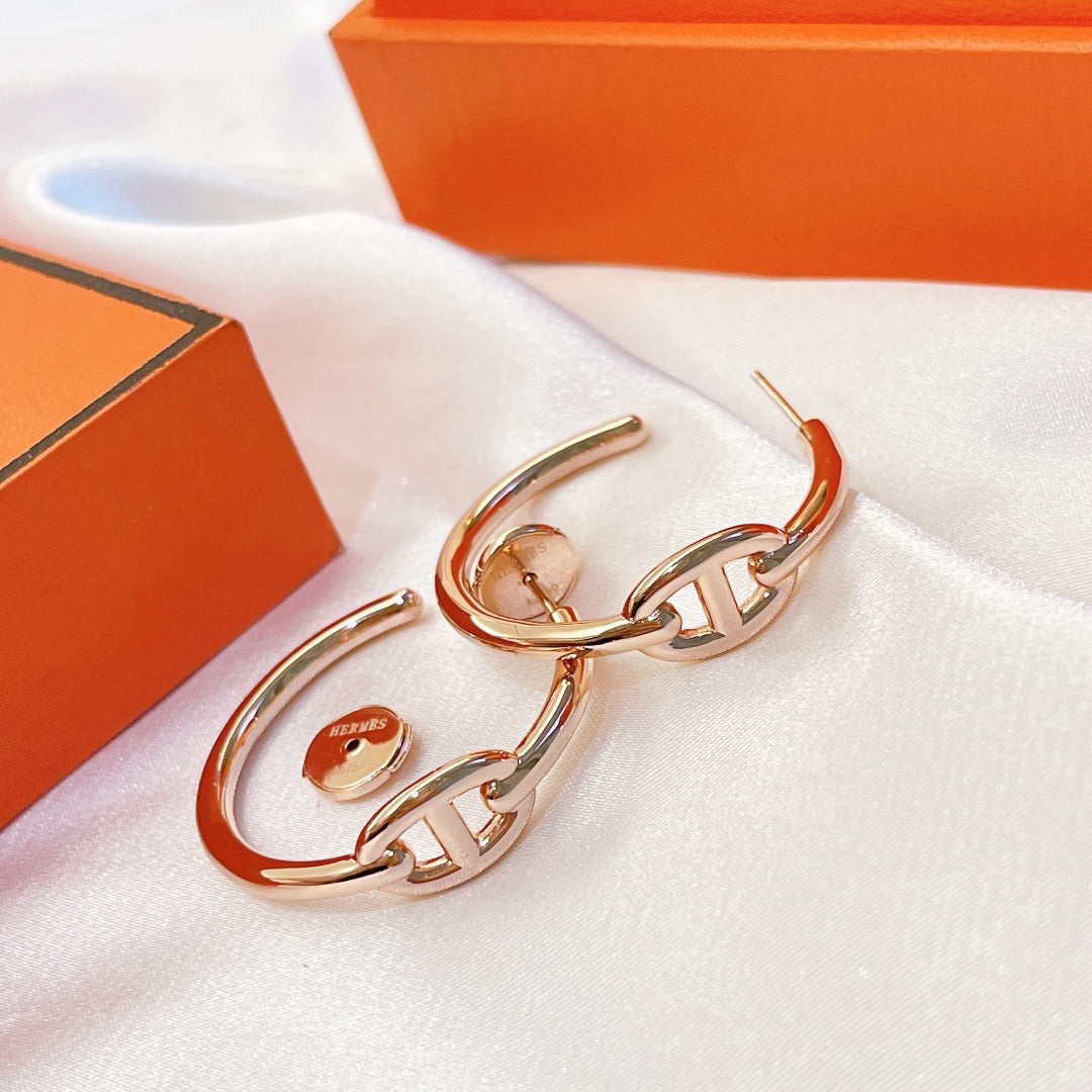 Hermes Chaine D'Ancre 18K Gold Earrings