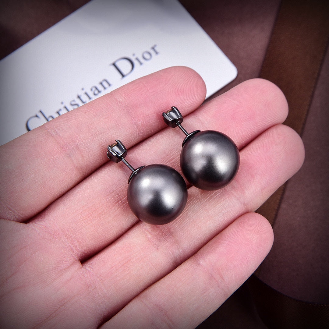Dior Tribales Black 18K Gold Earrings