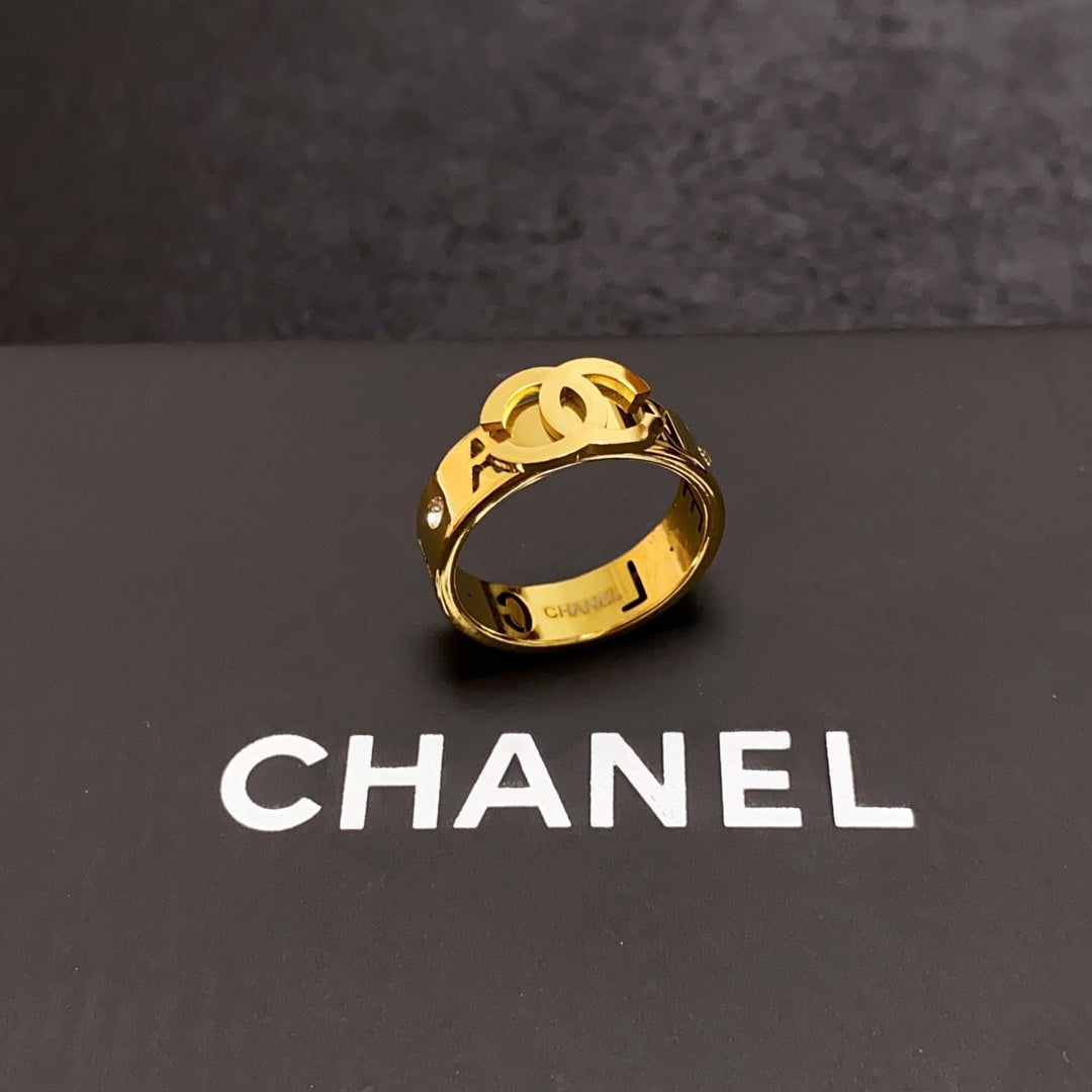 Chanel 18K Yellow Gold Ring