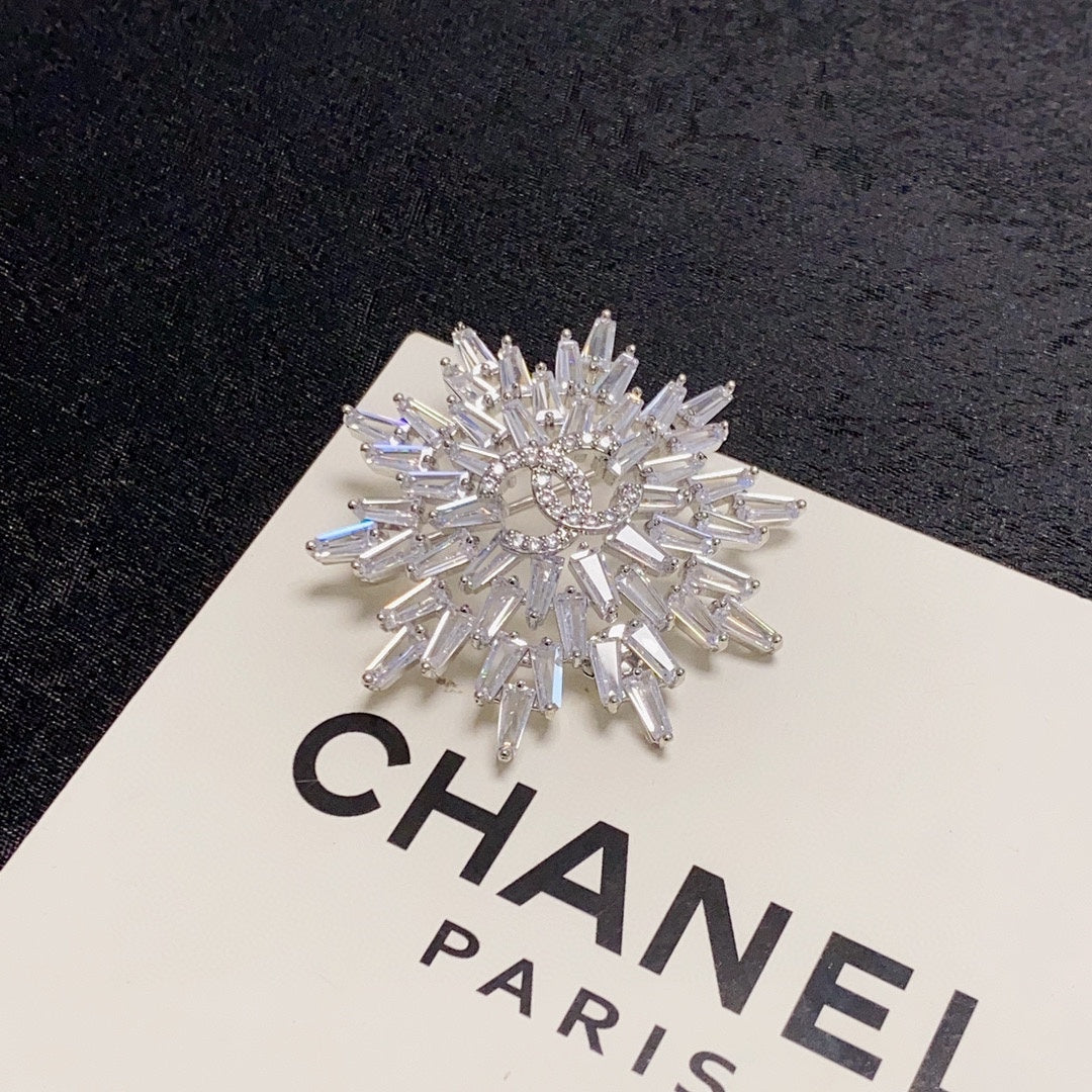 Chanel Snow Flower 18K Gold Brooch