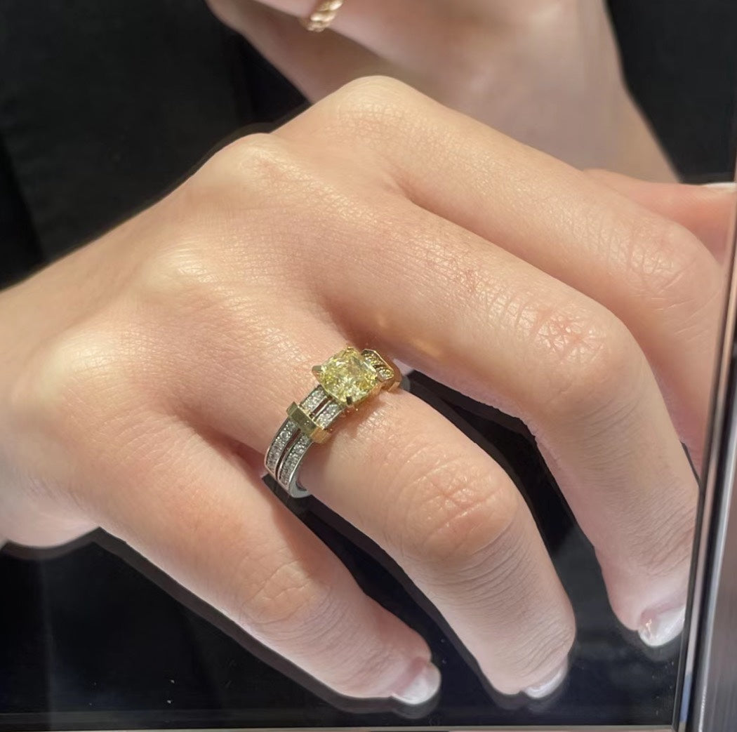 Tiffany Schlumberger Stone 18K Gold Ring