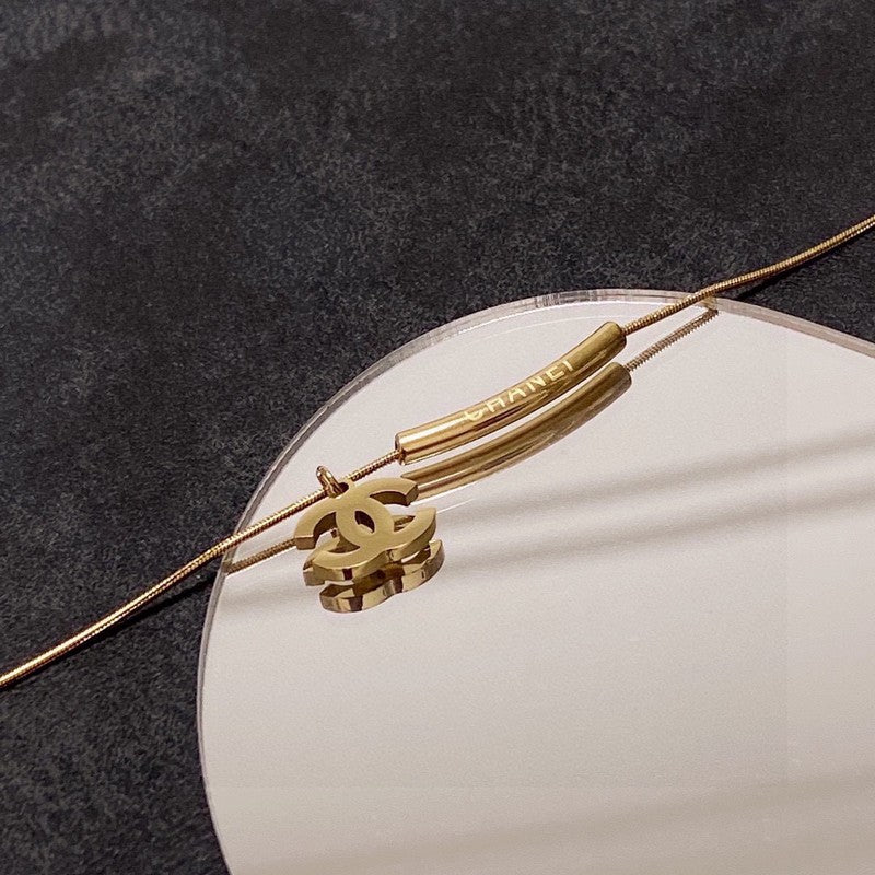 Chanel Gold 18K Gold Necklace