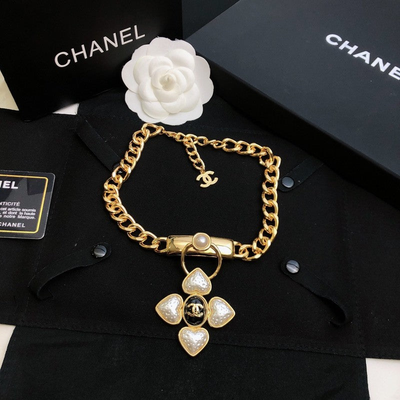 Chanel Pearl Choker Chain 18K Gold Necklace