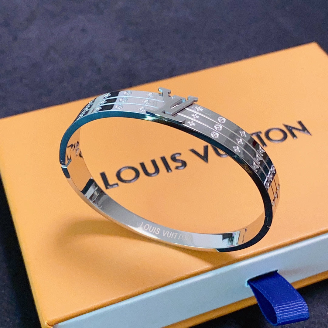 Louis Vuitton Vintage Monogram 18K Gold Bracelet