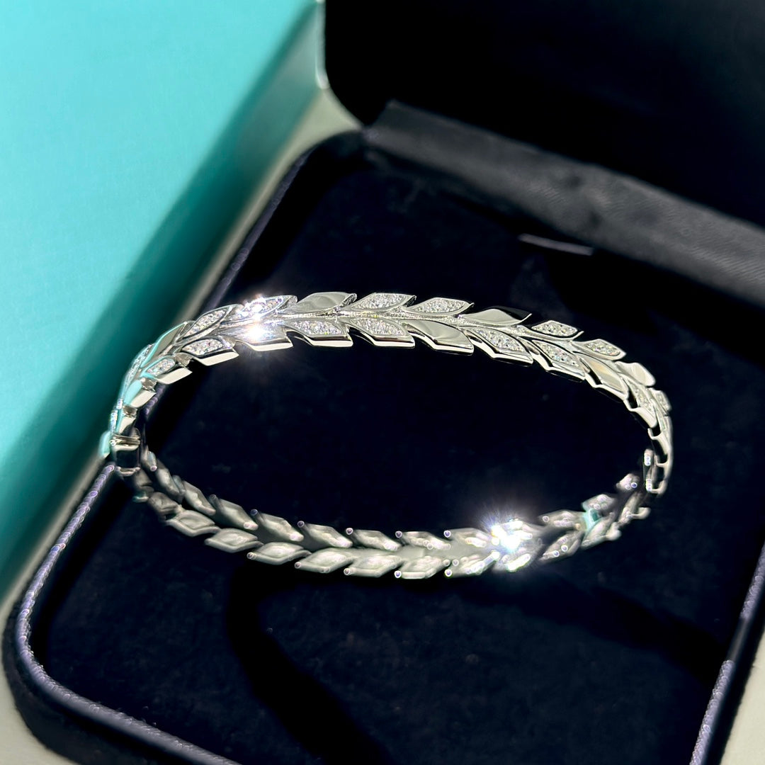 Tiffany Victoria Vine Diamonds 18K Gold Bracelet