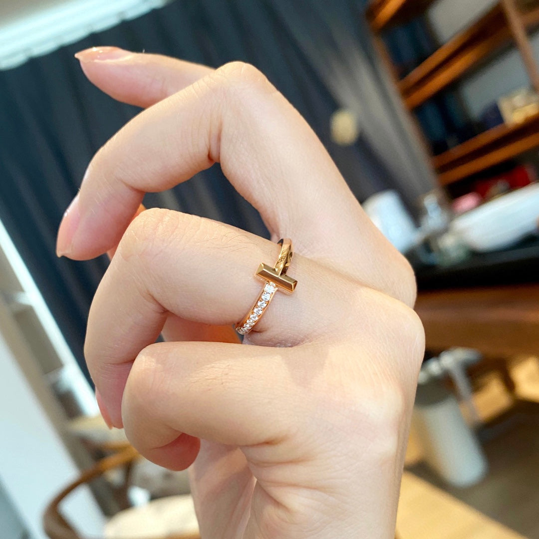 Tiffany T1 Diamond 18K Gold Ring