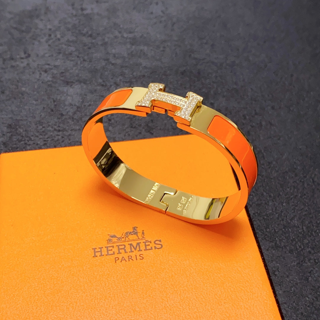 Hermes Clic Diamond 18K Gold Bracelet