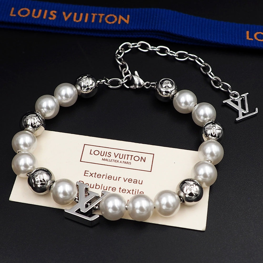 Louis Vuitton Monogram White Pearls 18K Gold Bracelet