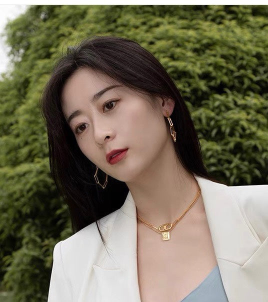 Celine Chain 18K Gold Earrings