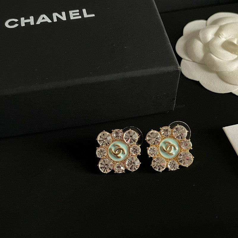 Chanel Color Flower Diamond 18K Gold Earrings